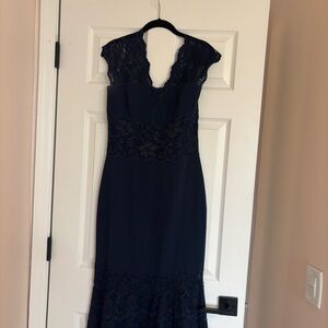 Badgley Mischka Midnight Blue Lace Midi Dress Size 4, NWOT